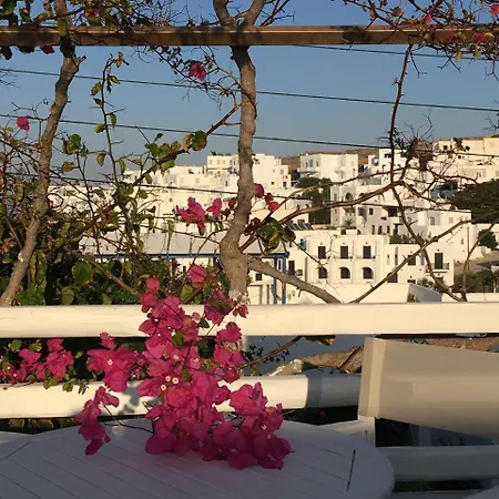 Stefano Naousa (Paros)
