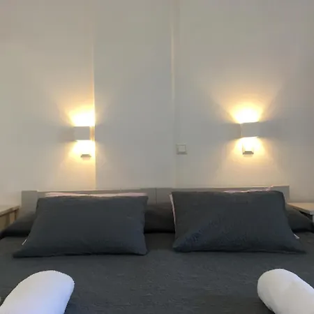 Stefano Naousa (Paros)